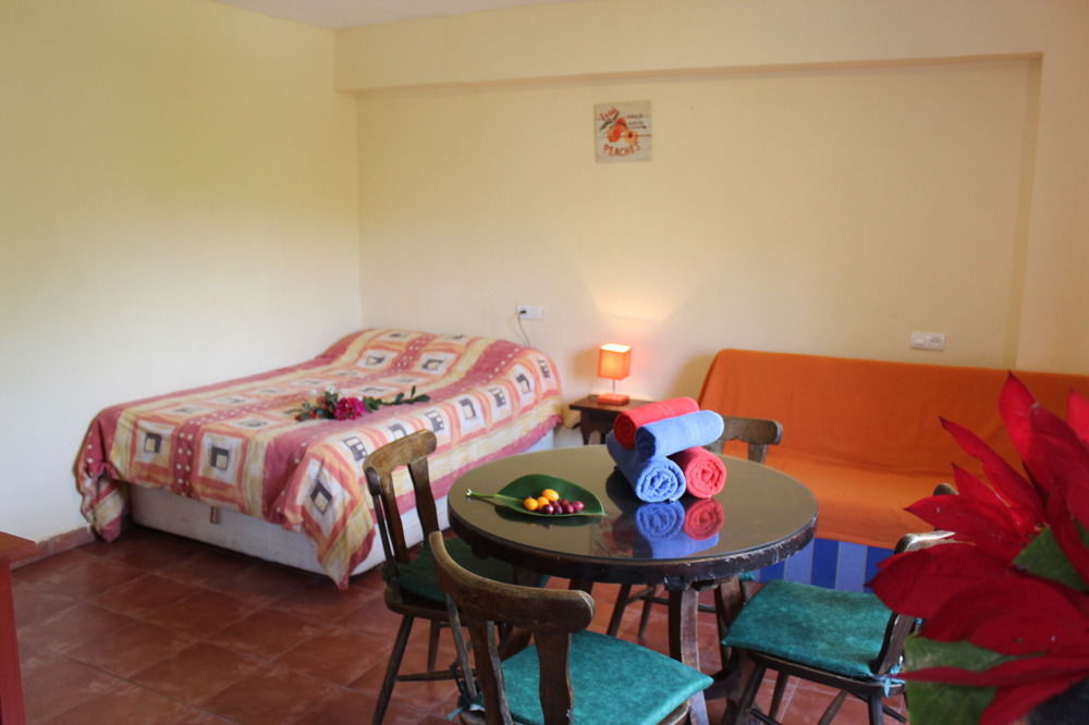 Camping Tropical Almuñécar Exteriör bild